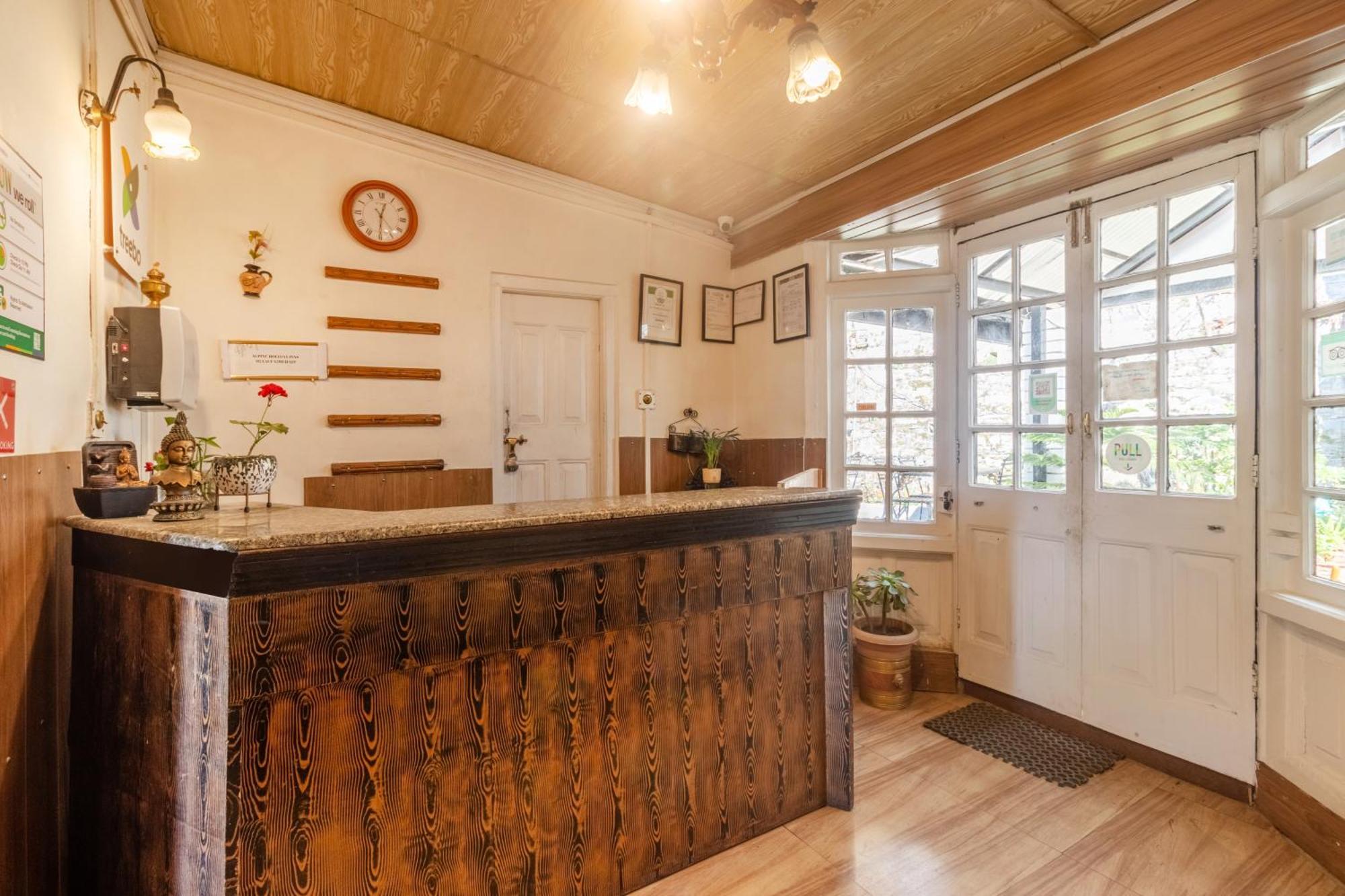 Treebo The Alpine Heritage Residency 심라 외부 사진
